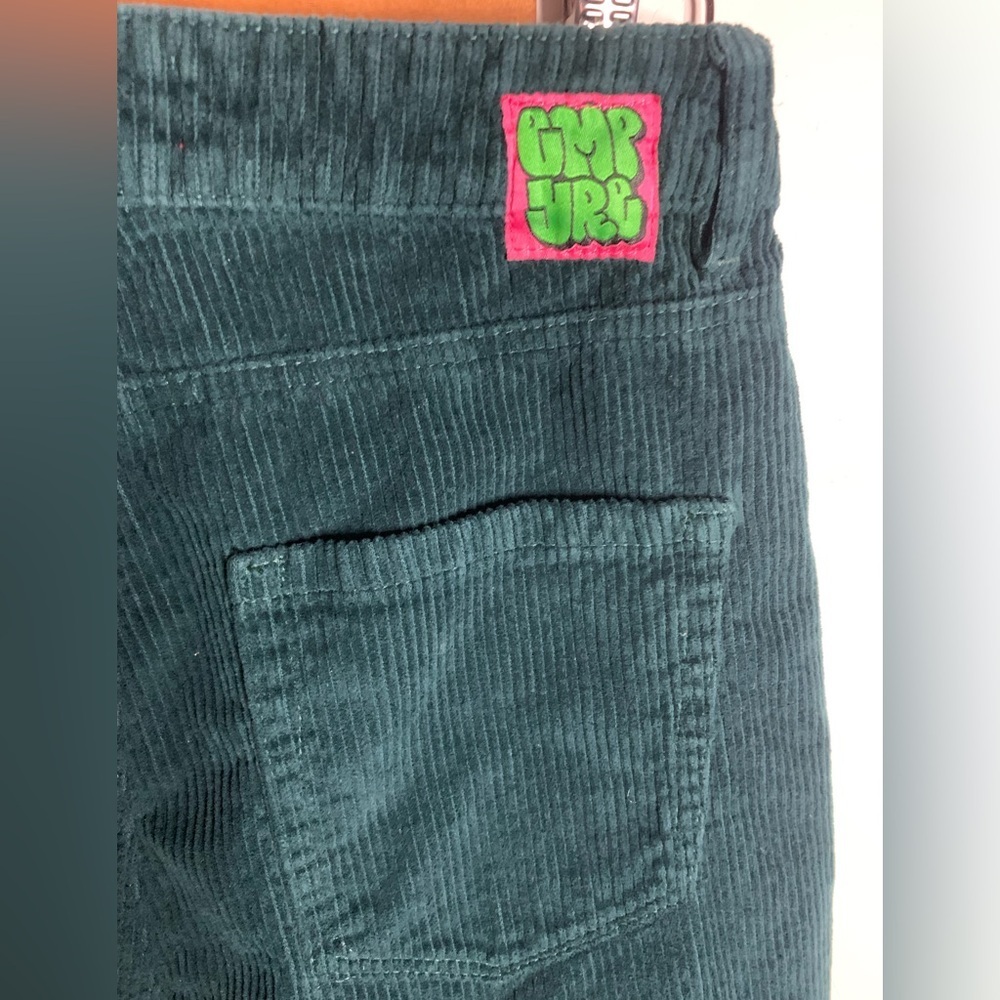 Empyre Tori Green Baggy Skater Corduroy Jeans - Picture 5 of 9